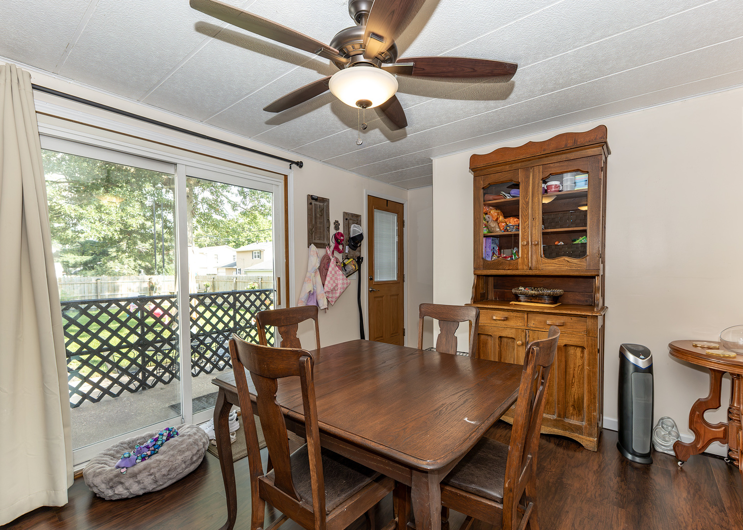 1412 Hiawatha Lane Property Photo 6