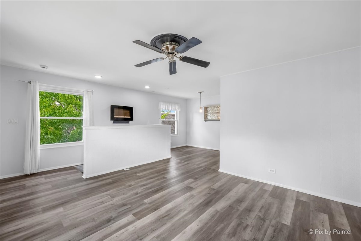 764 Gloucester Drive 764 Property Photo 5