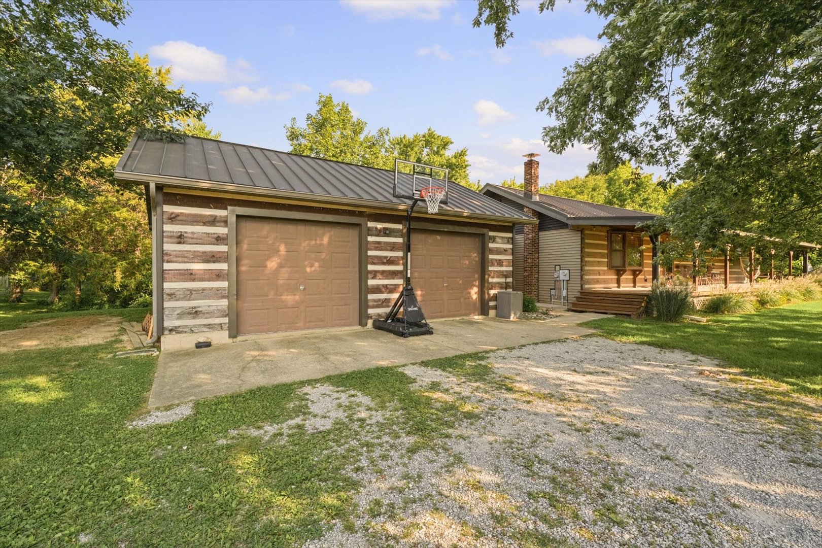 27440 E County Road 1700 N Property Photo 7