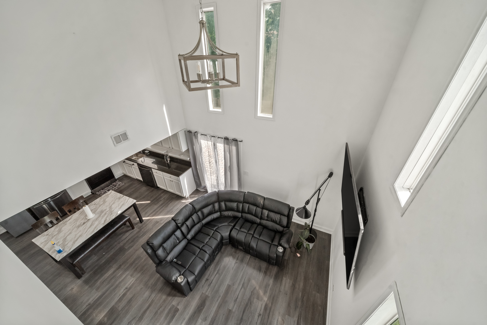 3805 Rywick Court Property Photo 4