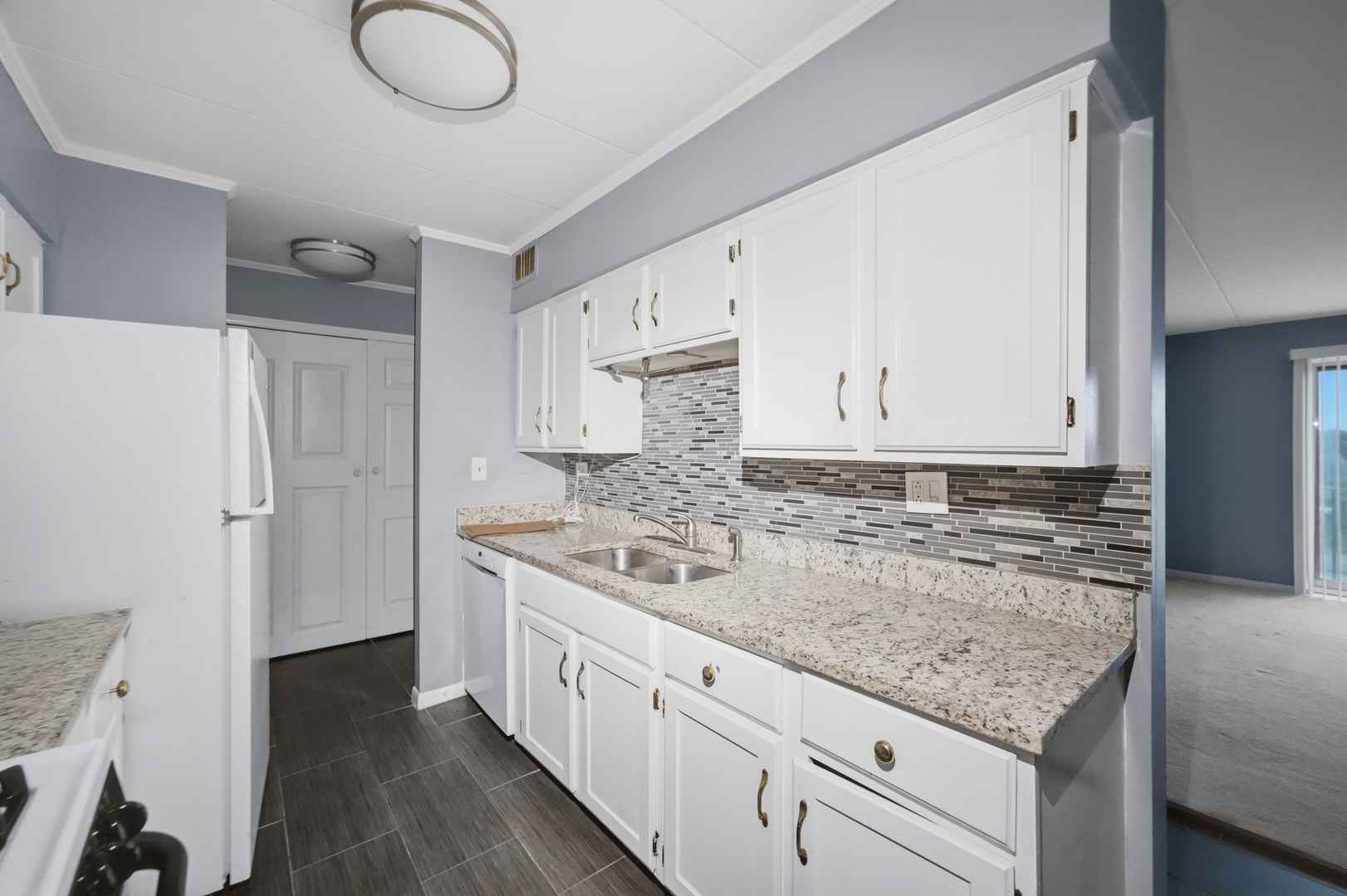 300 S Roselle Road 522 Property Photo 15