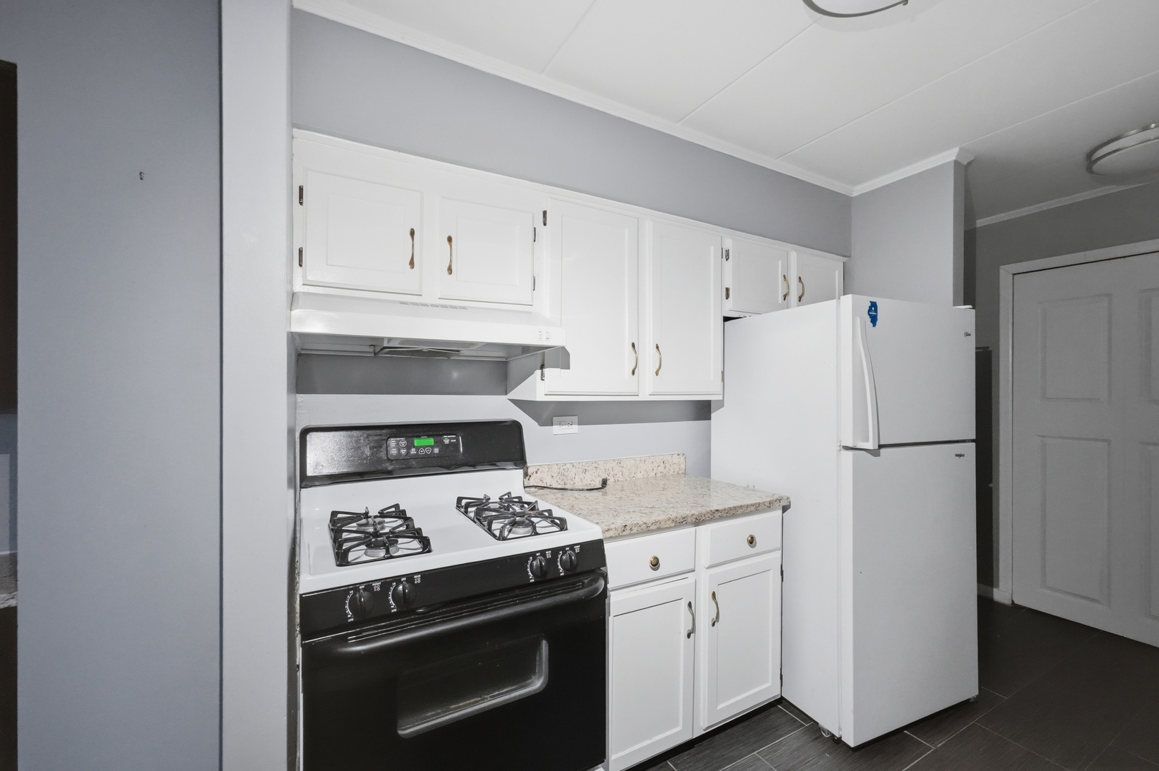 300 S Roselle Road 522 Property Photo 16