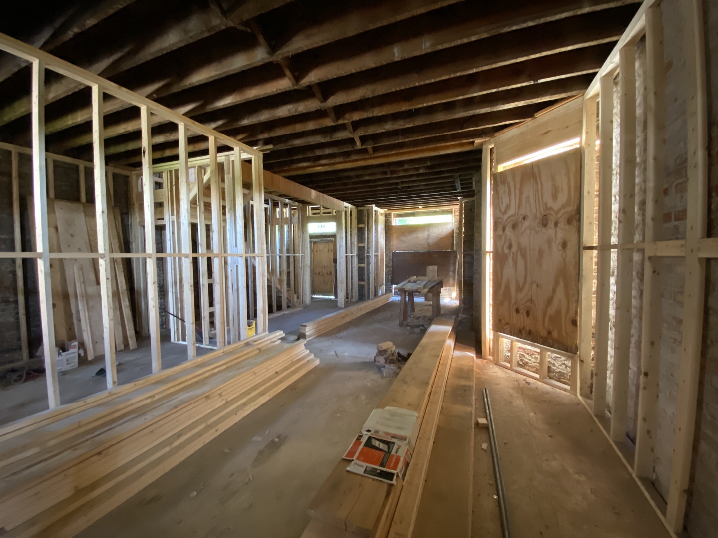 3311 W Monroe Street Property Photo 4