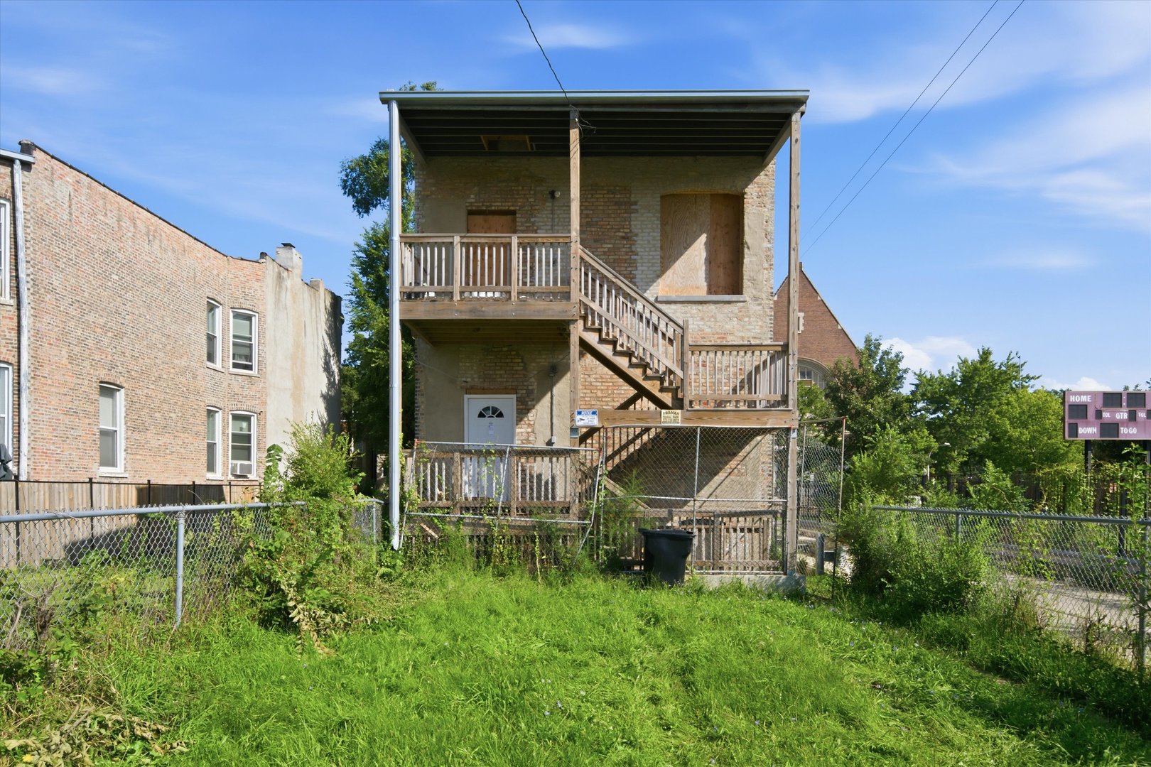 3311 W Monroe Street Property Photo 8