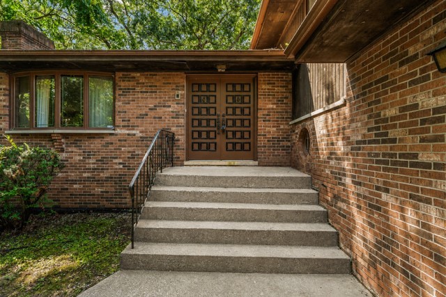 7633 Hemlock Avenue Property Photo 6
