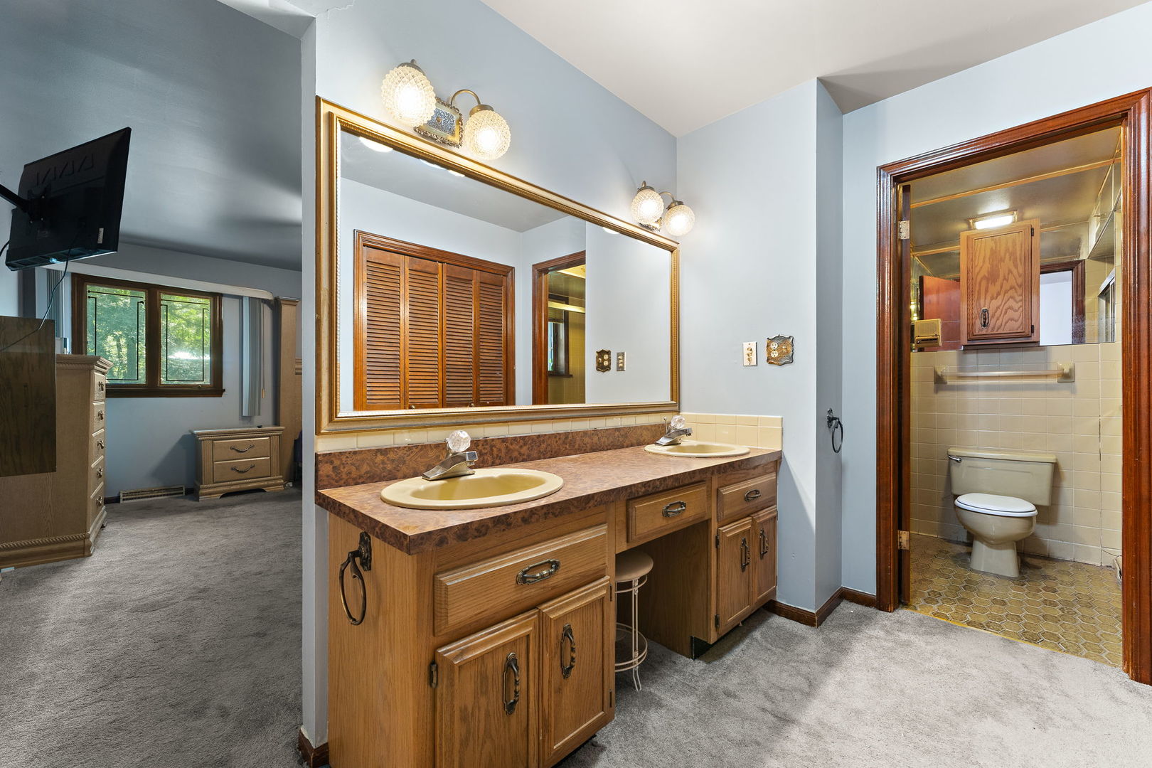 7633 Hemlock Avenue Property Photo 14
