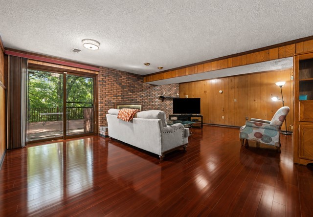 7633 Hemlock Avenue Property Photo 19