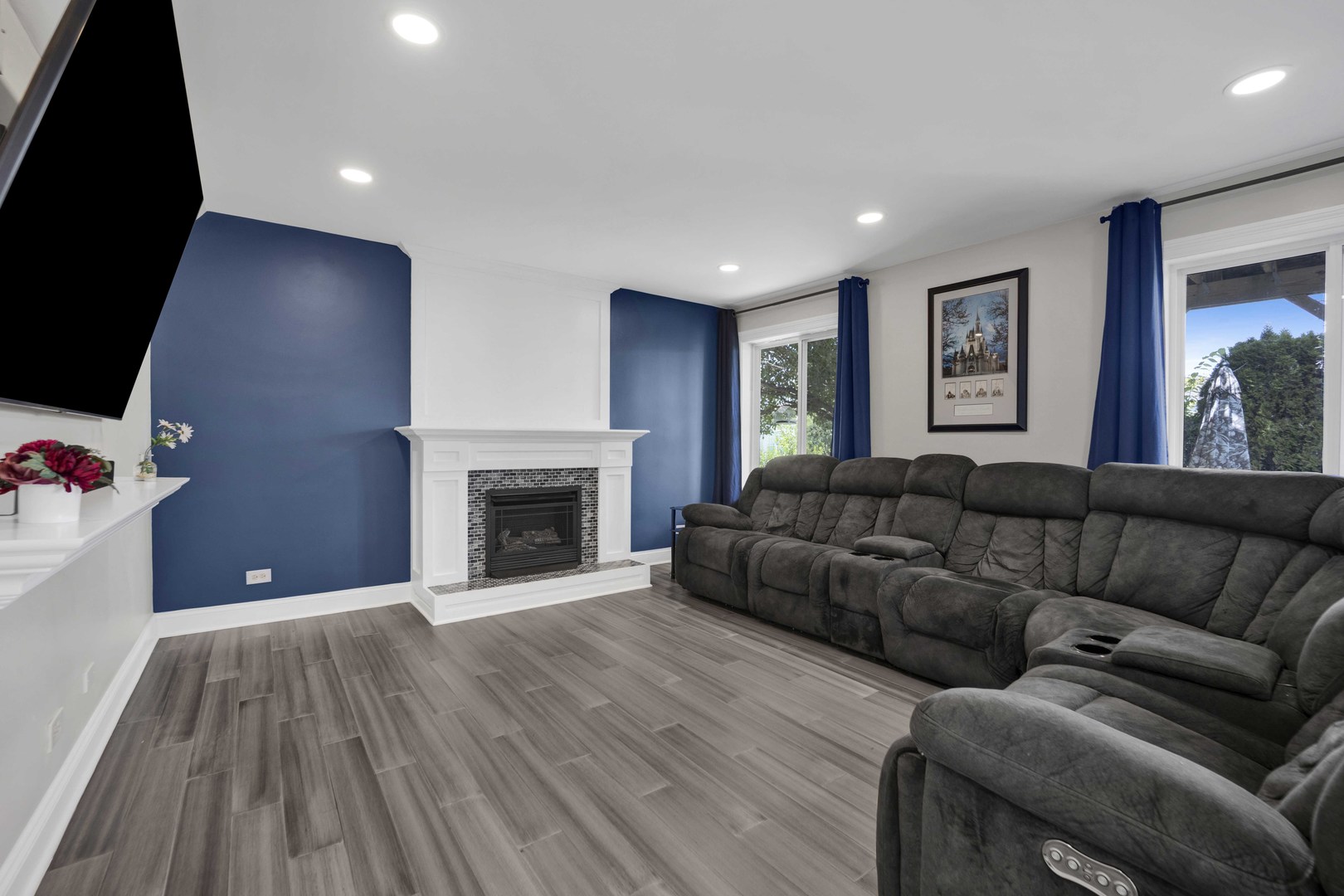 6909 Twin Falls Drive Property Photo 9