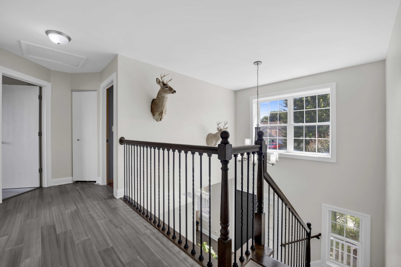 6909 Twin Falls Drive Property Photo 10