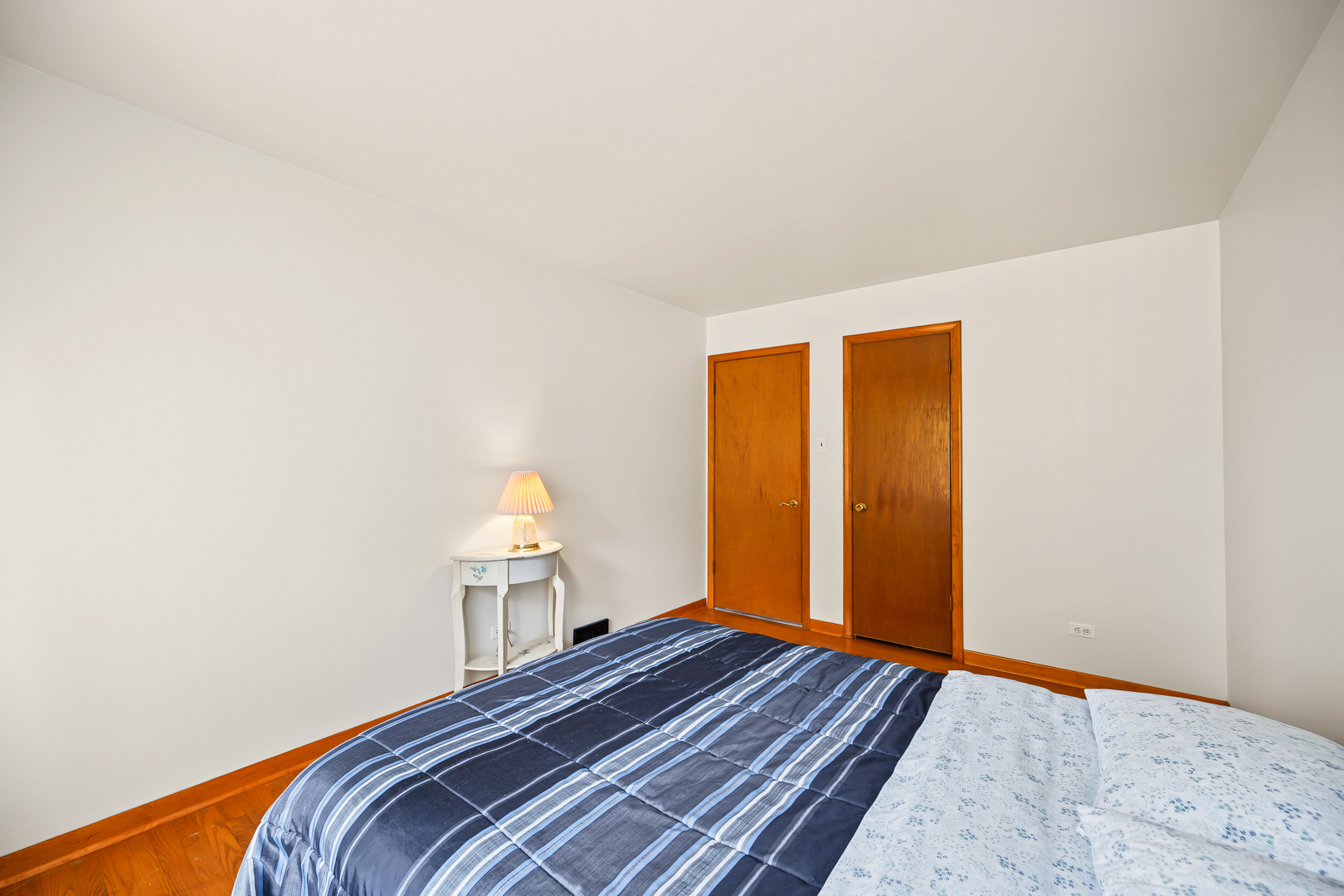 9627 Oak Park Avenue Property Photo 11