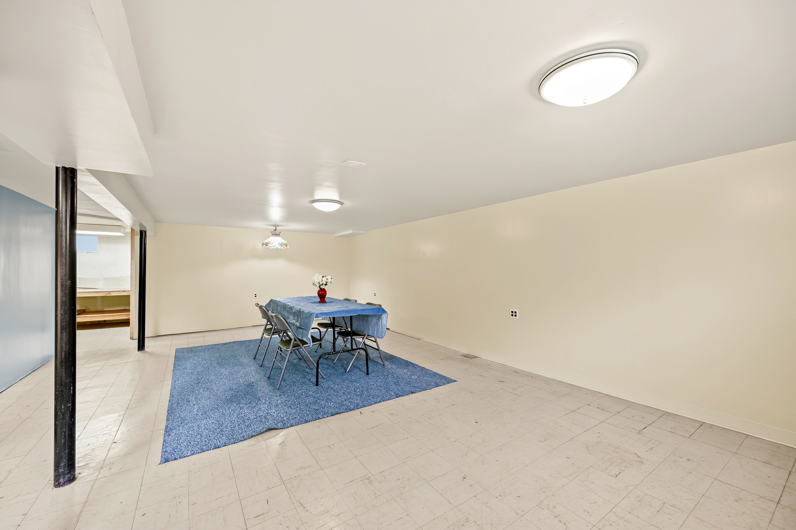 9627 Oak Park Avenue Property Photo 16