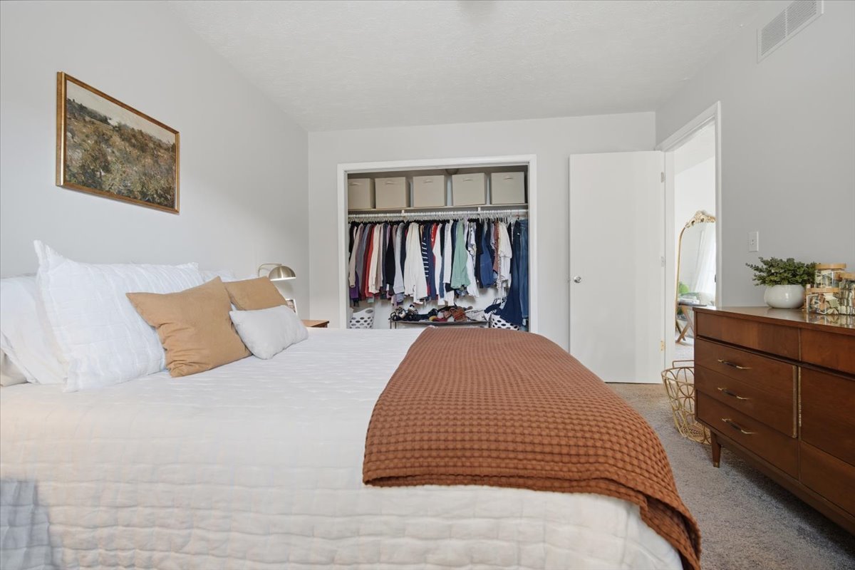 1546 Hunt Drive B Property Photo 16