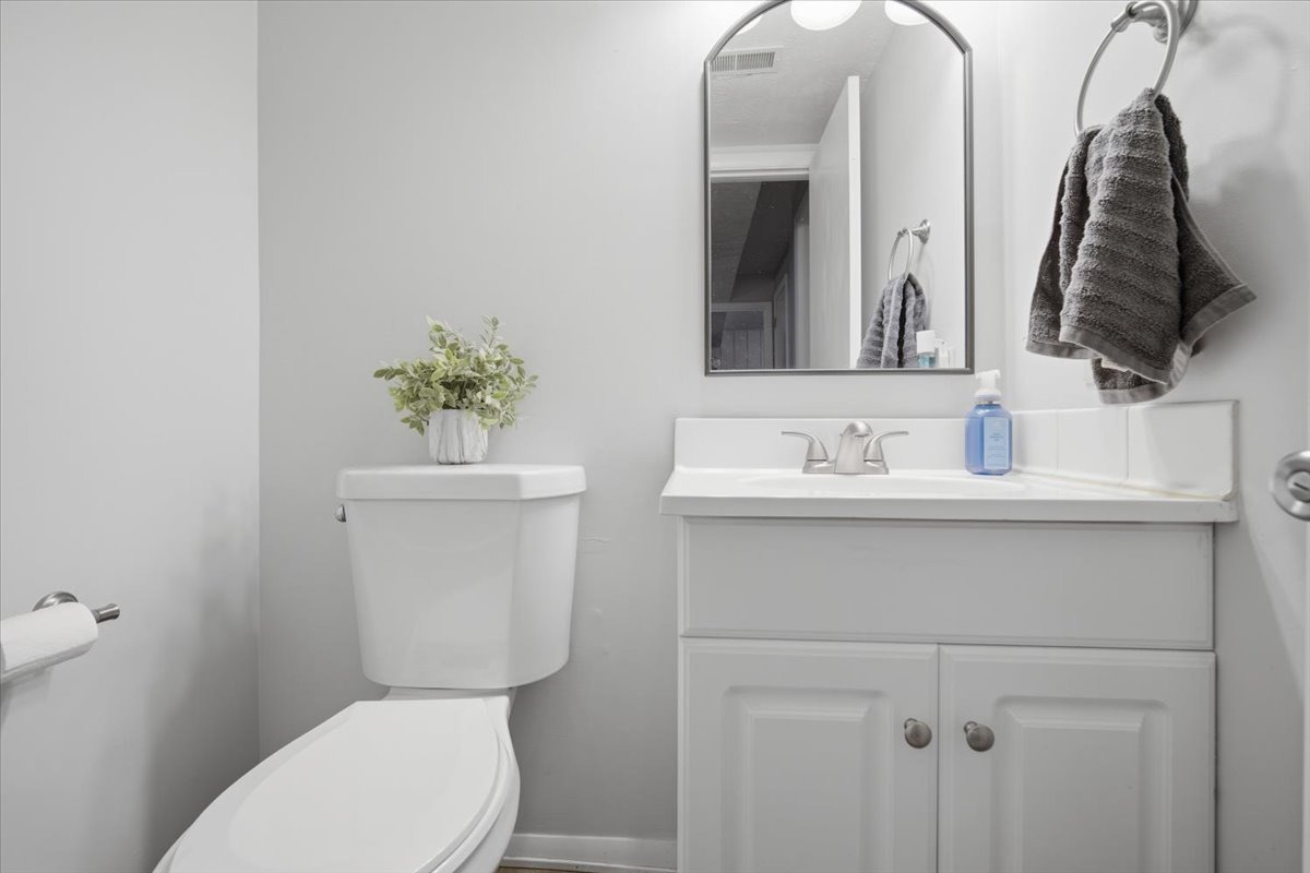 1546 Hunt Drive B Property Photo 22