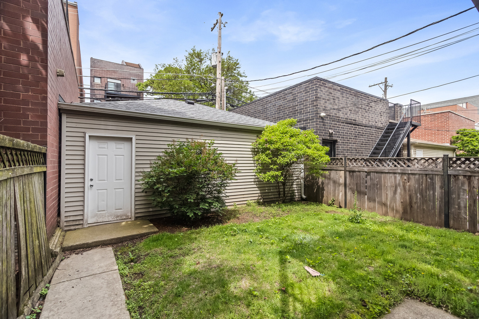 3928 N Greenview Avenue 1 Property Photo 19