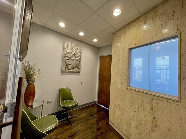 111 N Wabash Avenue Property Photo 3