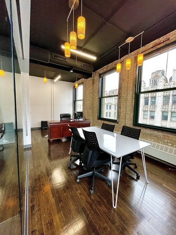 111 N Wabash Avenue Property Photo 6