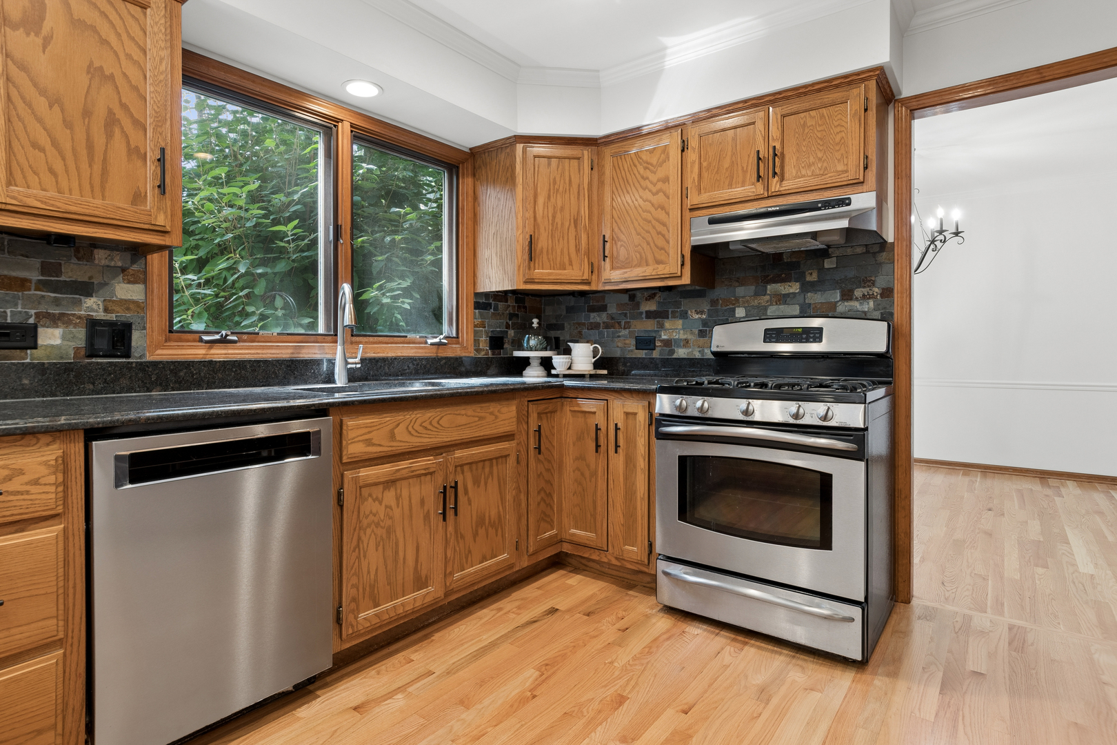 3123 Scenicwood Lane Property Photo 13