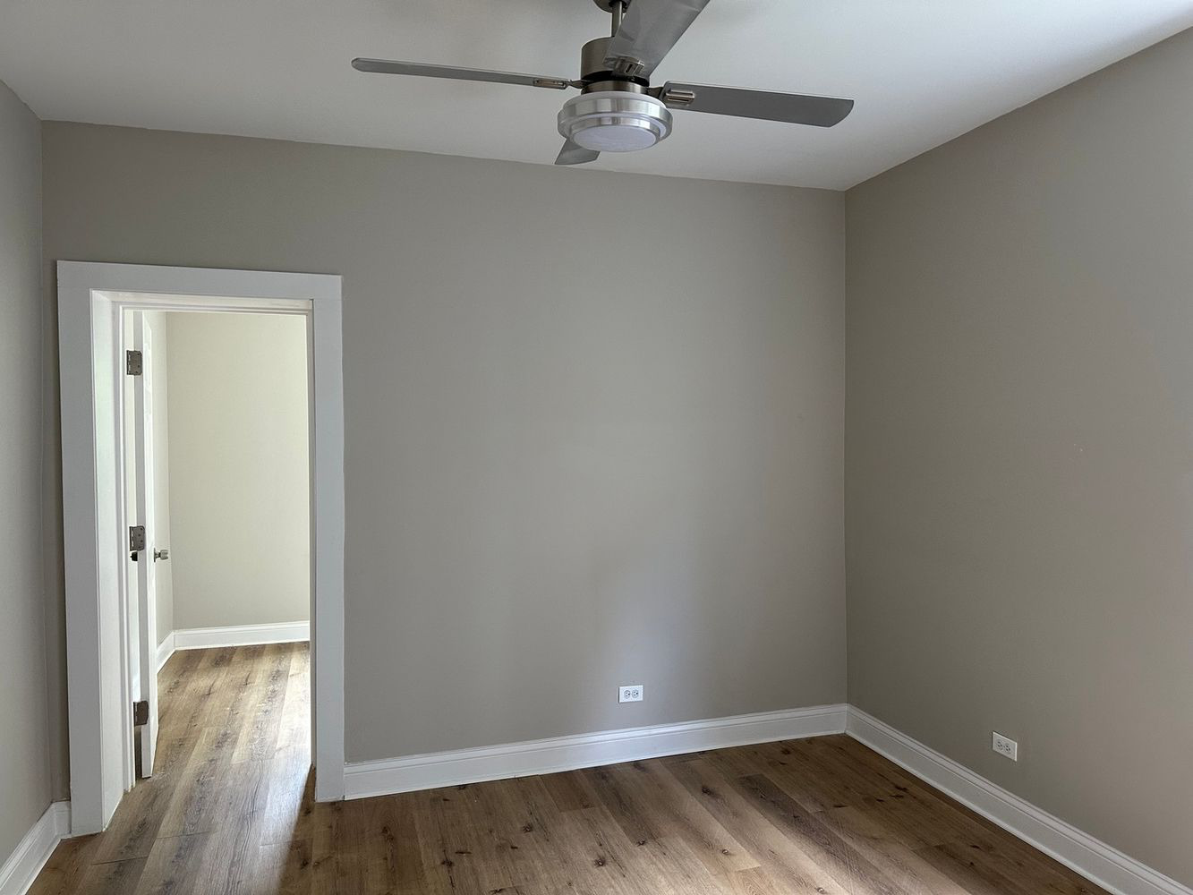 11320 S Edbrooke Avenue 2 Property Photo 14