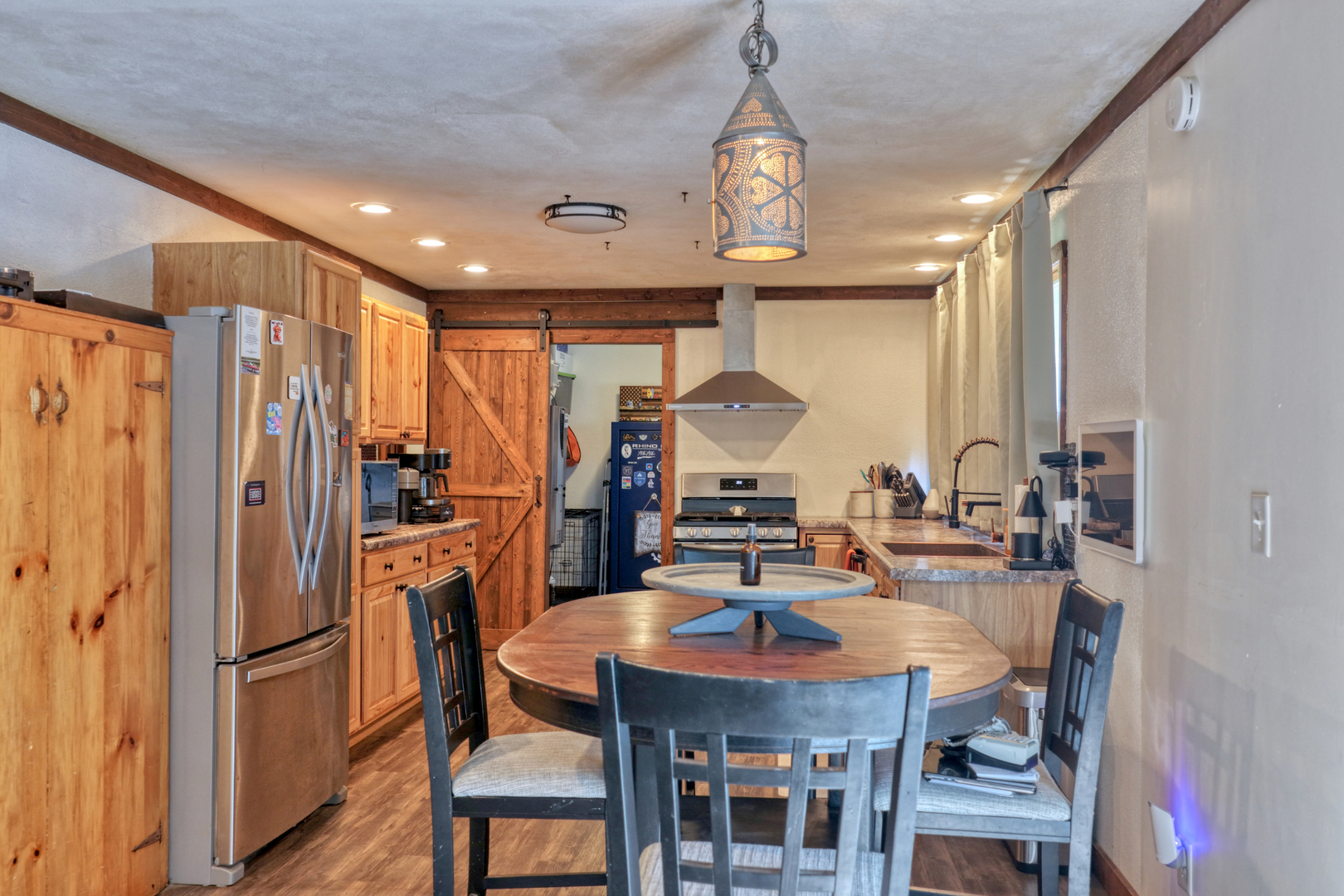 631 Indian Hill Drive Property Photo 20
