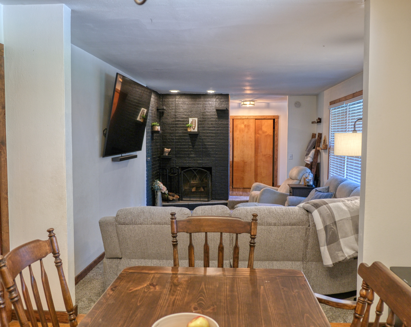 631 Indian Hill Drive Property Photo 27