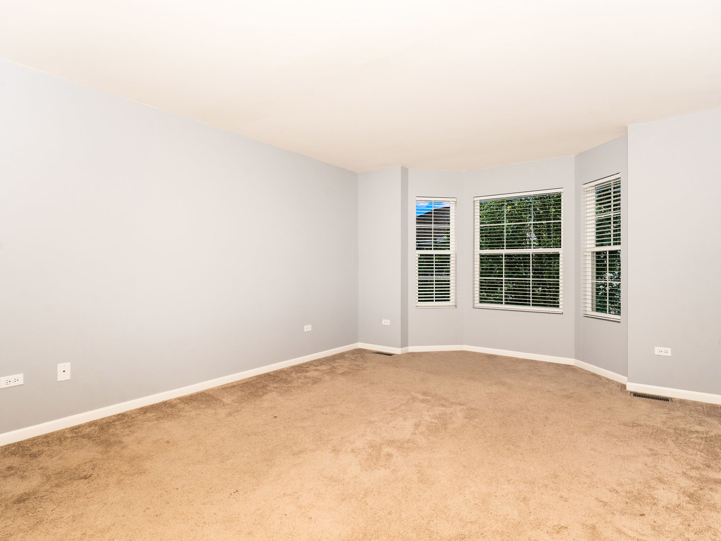 2807 Henley Lane Property Photo 11