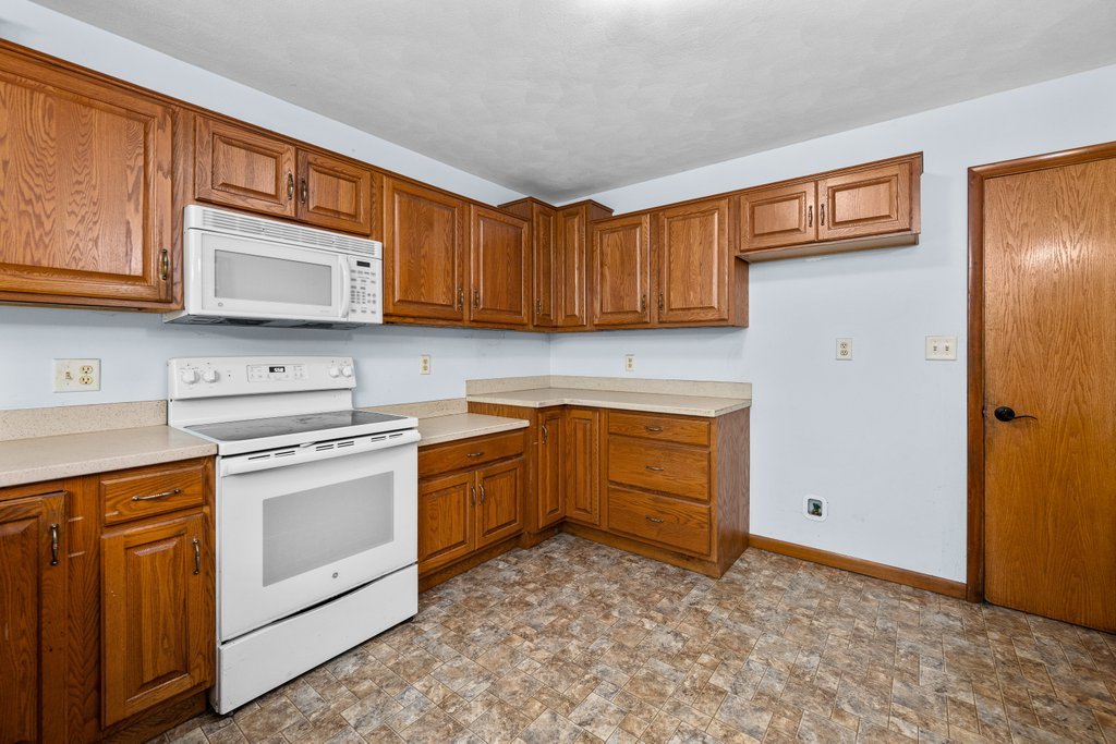 551 Lake Drive Property Photo 12
