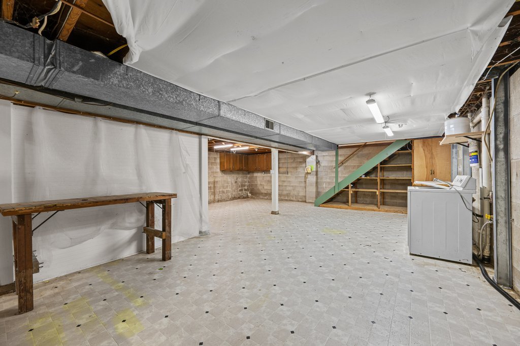 551 Lake Drive Property Photo 28