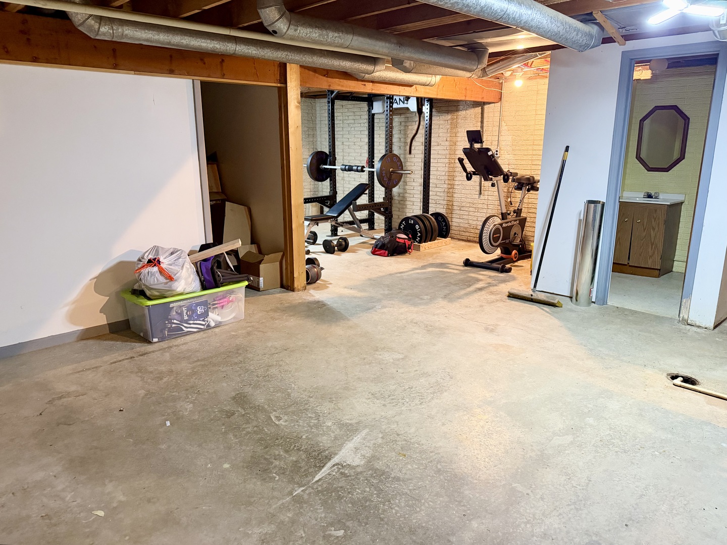 205 E Mulberry Street Property Photo 16