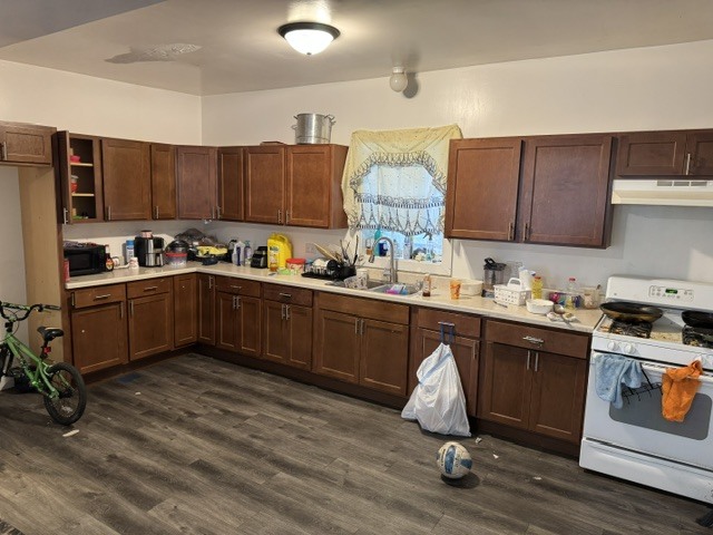 3949 W Monroe Street Property Photo 6