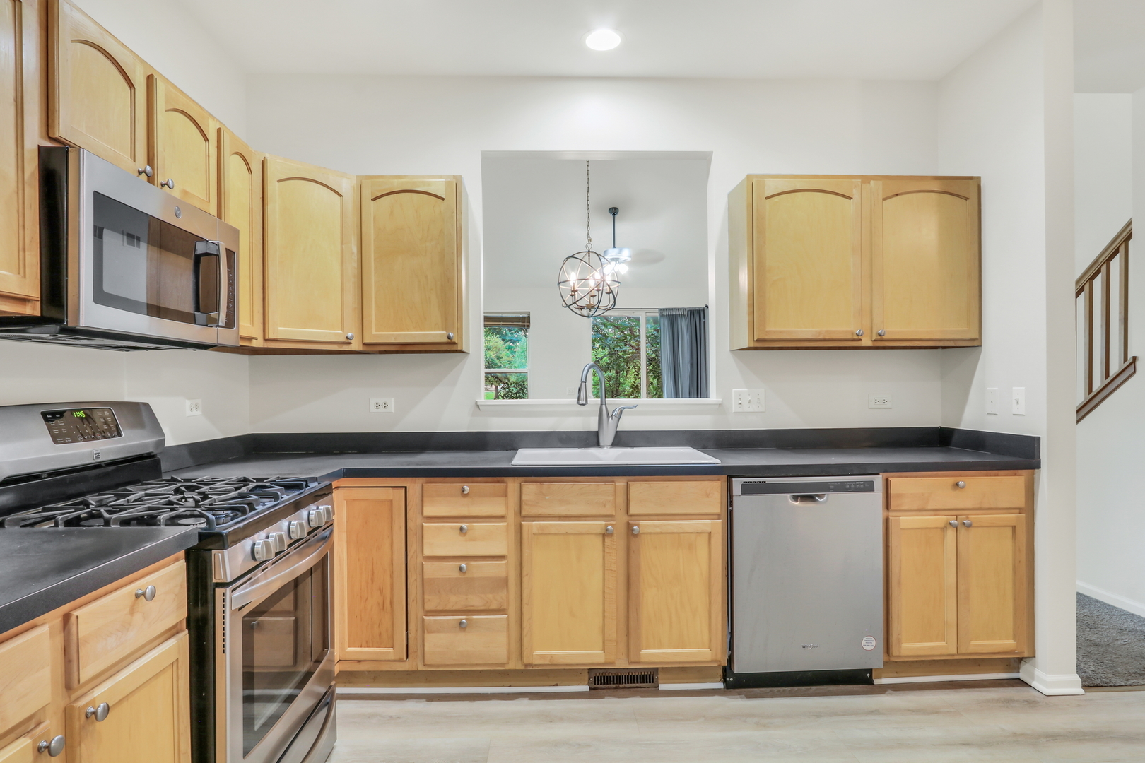 320 Berkshire Drive 320 Property Photo 7