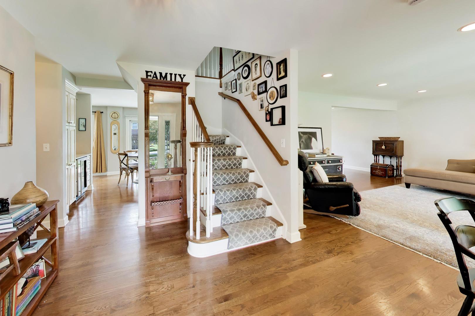 3331 Maple Leaf Drive Property Photo 4