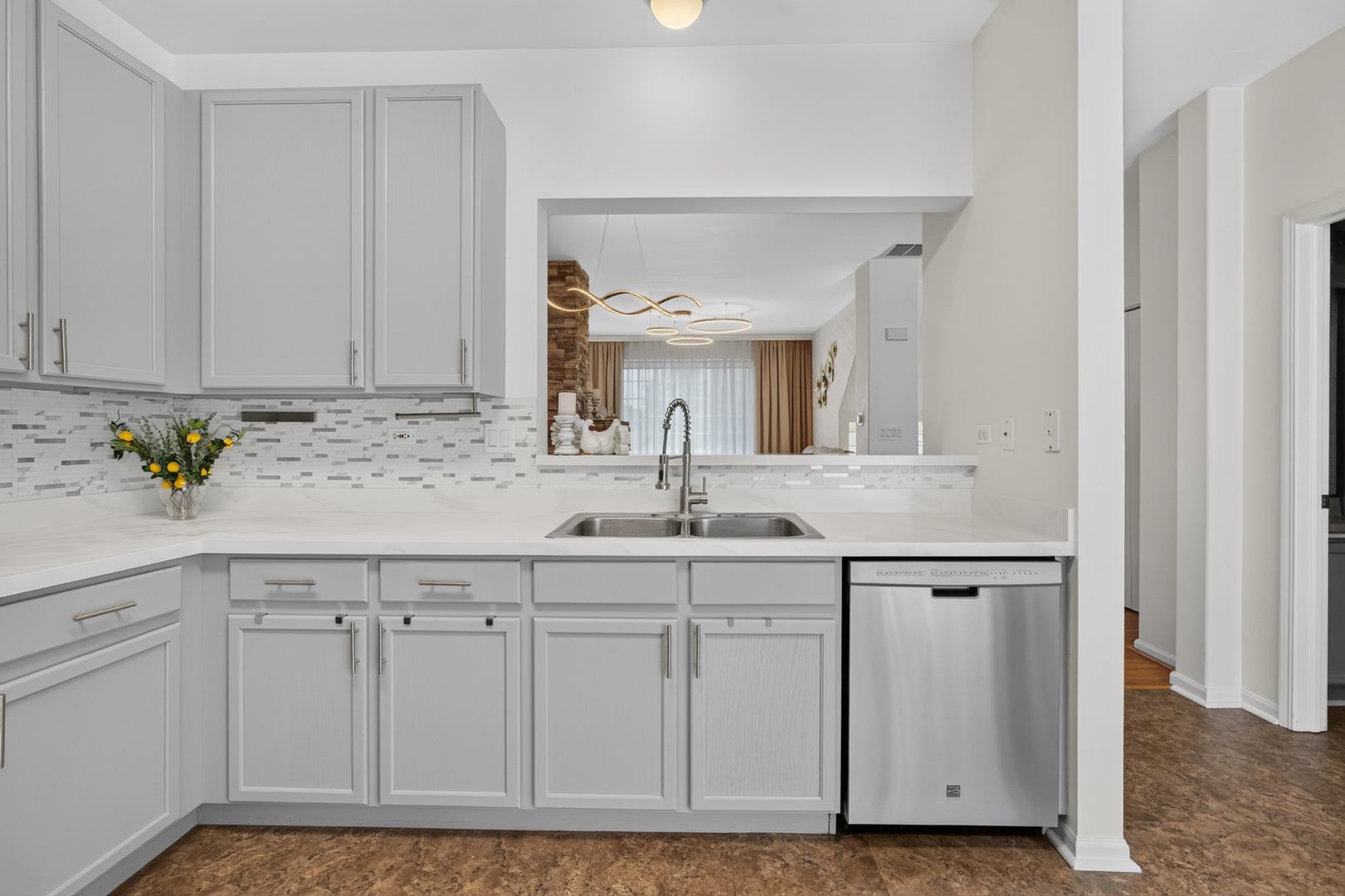 2440 Oakfield Court Property Photo 17