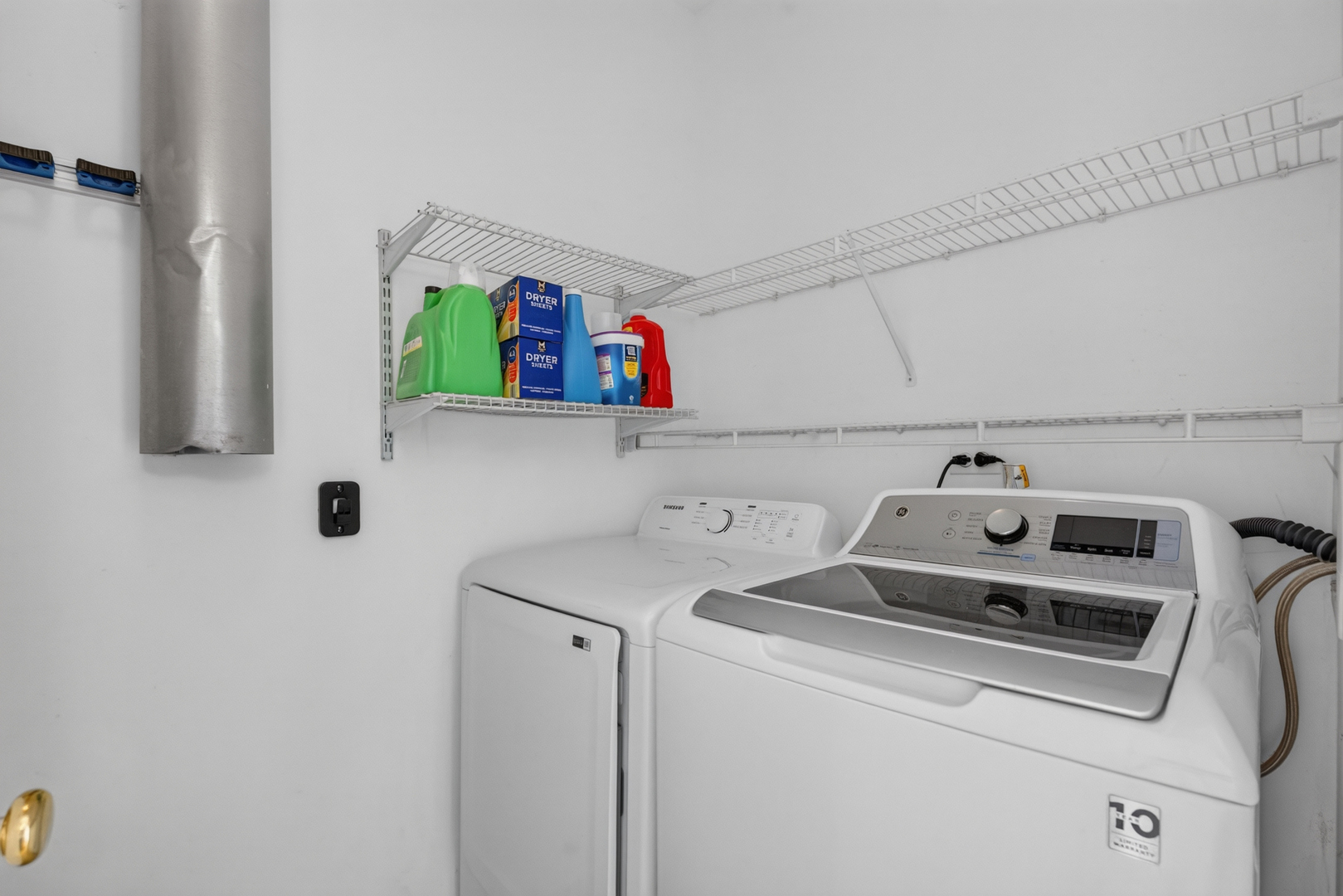 2440 Oakfield Court Property Photo 24