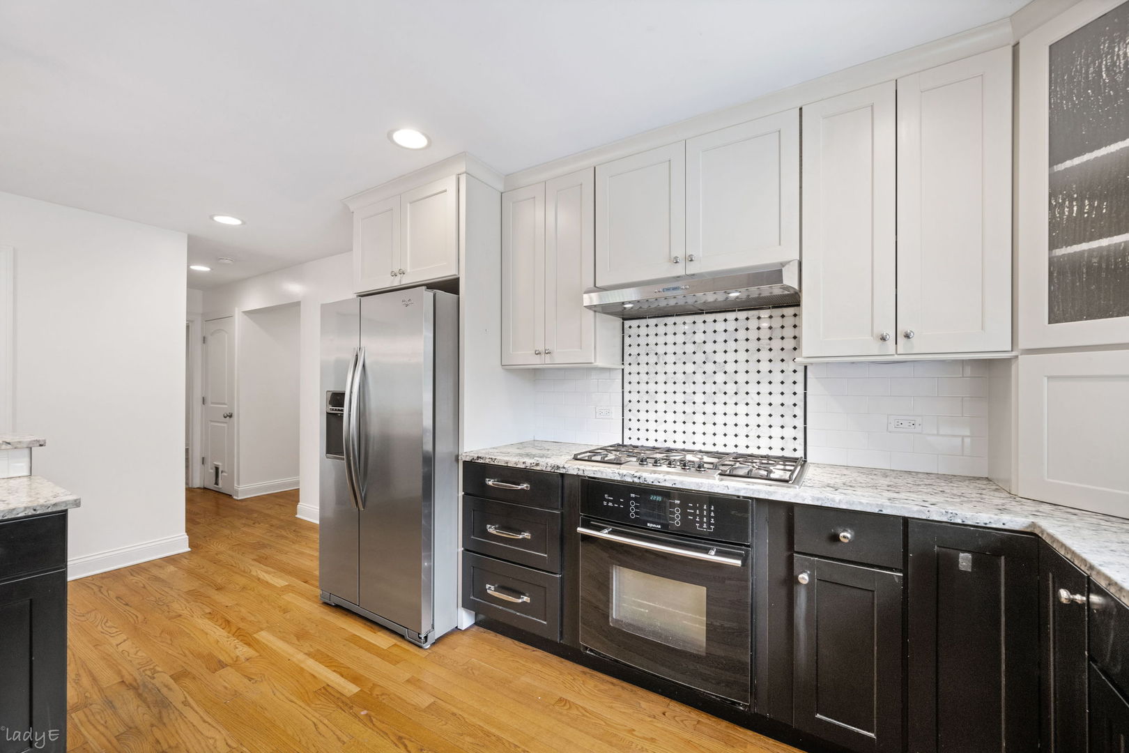 12740277 Property Photo 7