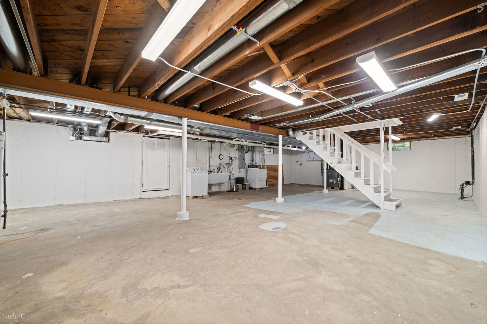 12740277 Property Photo 21