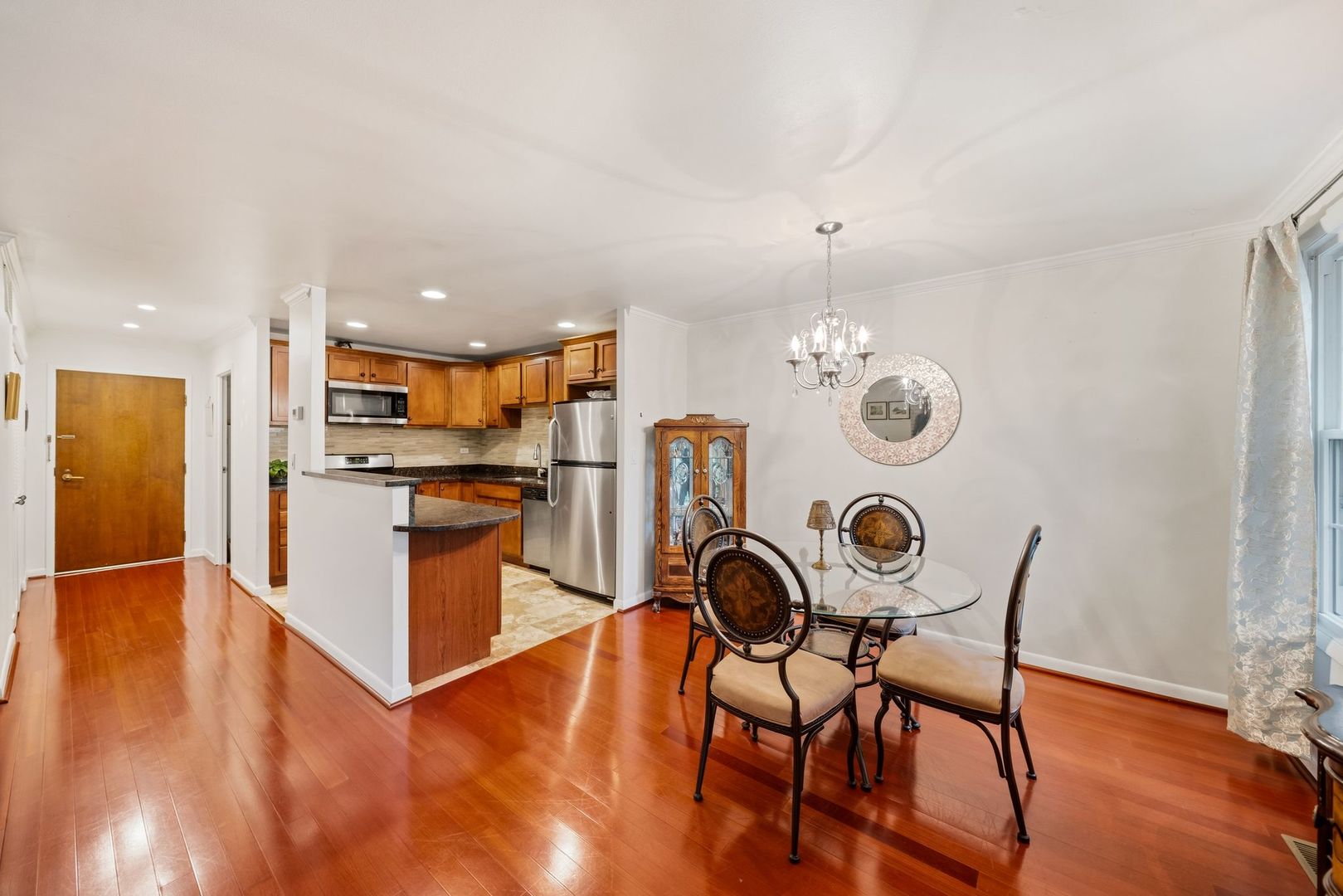 1250 Park Avenue 430 Property Photo 6