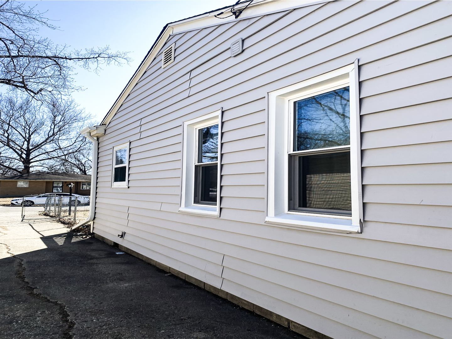 2219 Barton Boulevard Property Photo 2