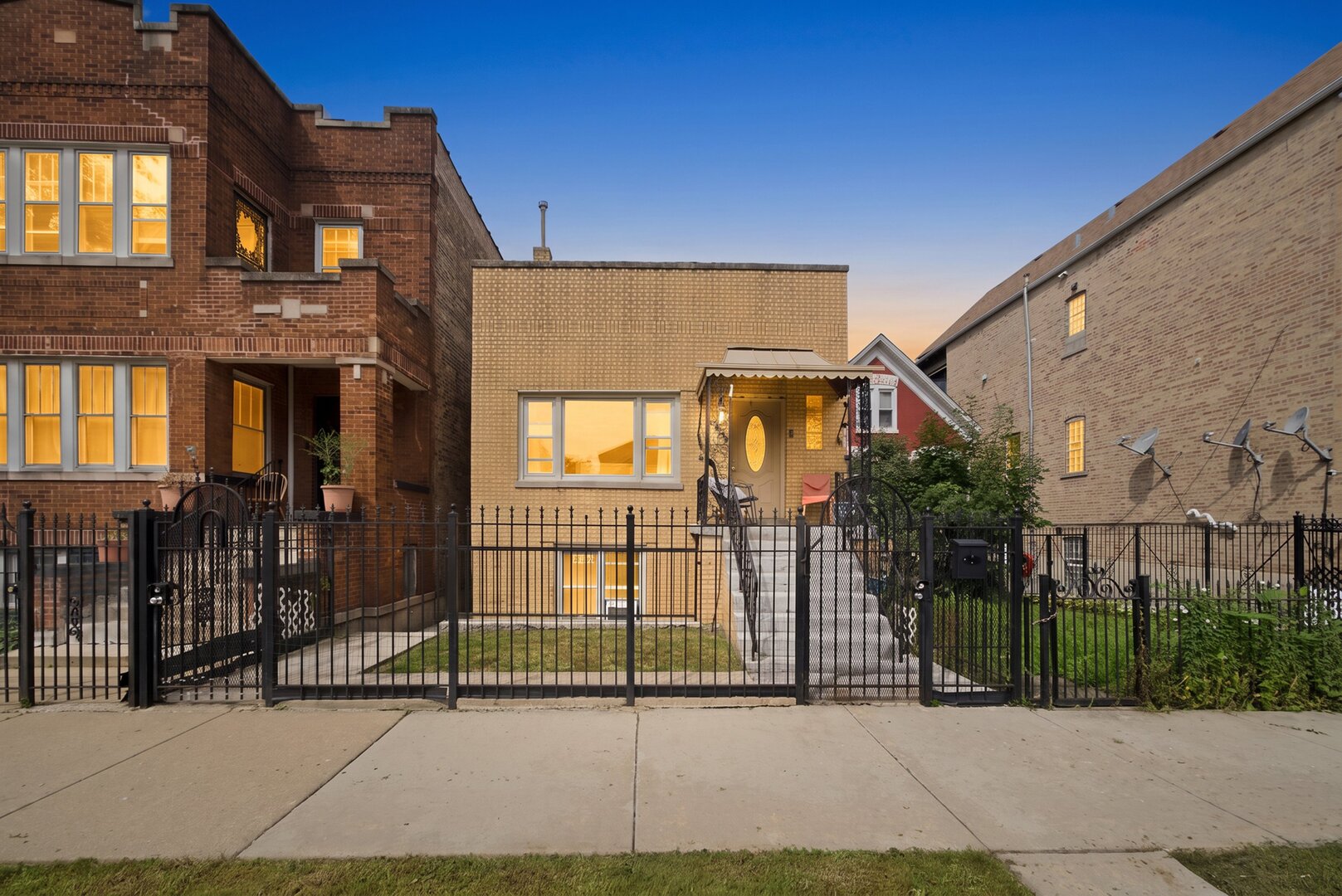 906 N Monticello Avenue Property Photo 1