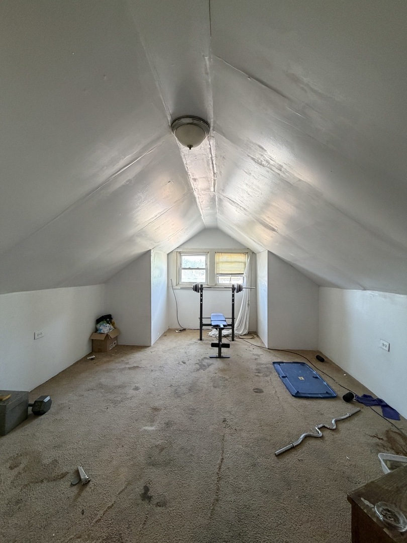 7610 S Honore Street Property Photo 9