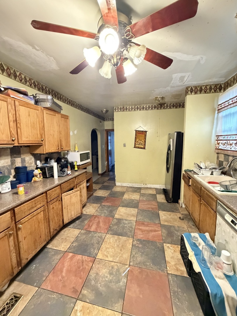 7610 S Honore Street Property Photo 13