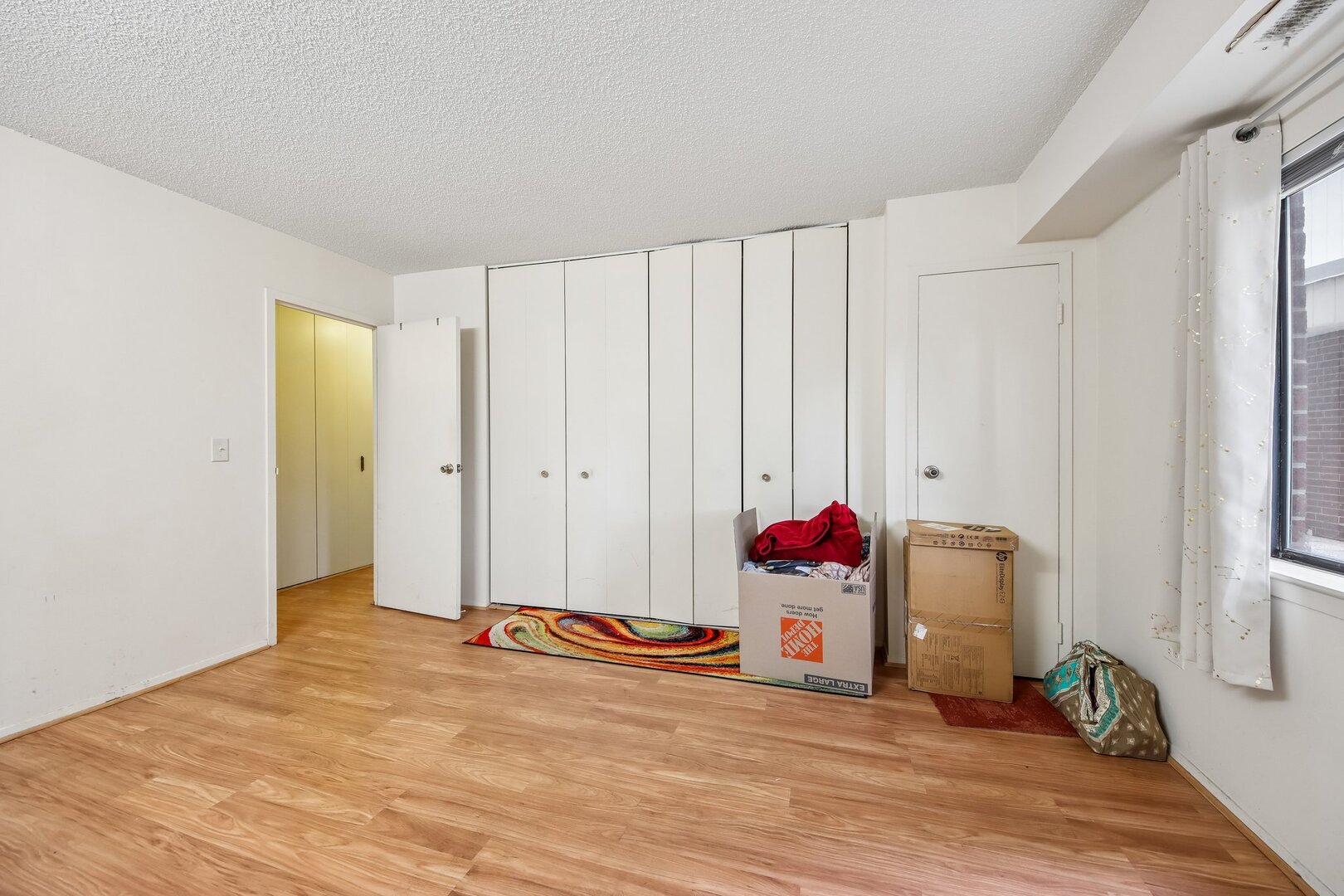 5500 Lincoln Avenue 107 Property Photo 7