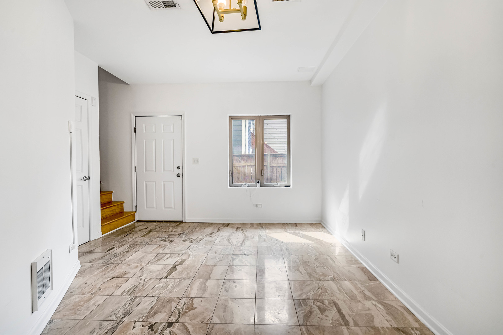 3262 W Armitage Avenue 3 Property Photo 5