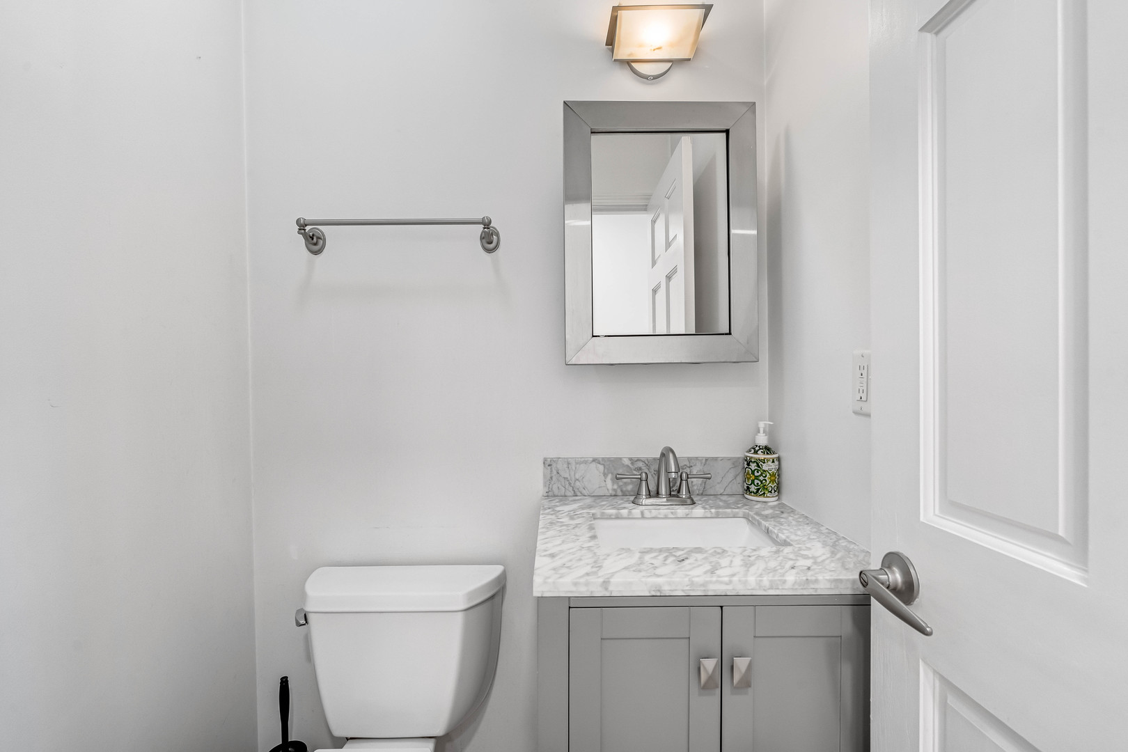 3262 W Armitage Avenue 3 Property Photo 15