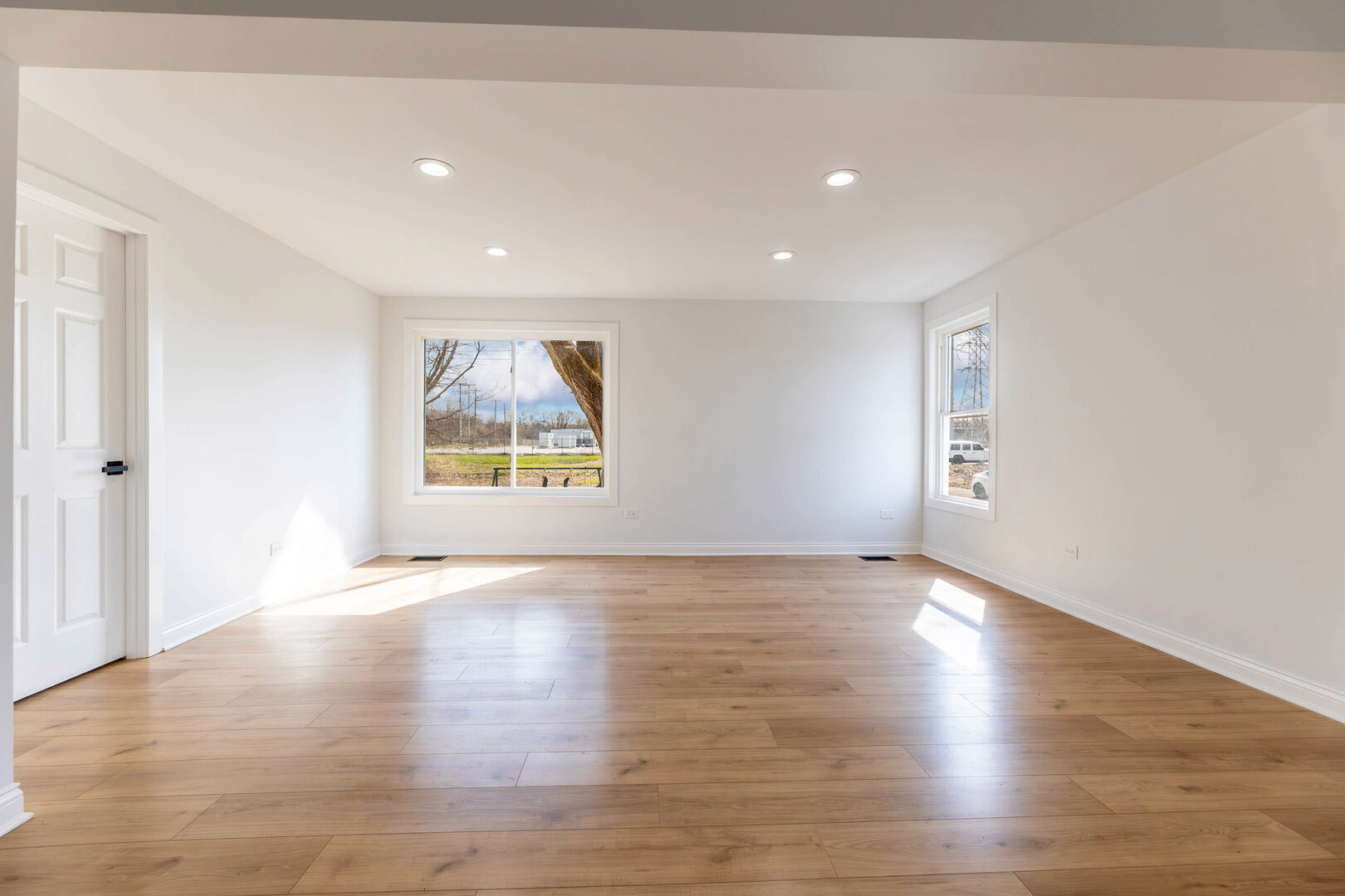 21835 1/2 Richton Road Property Photo 3