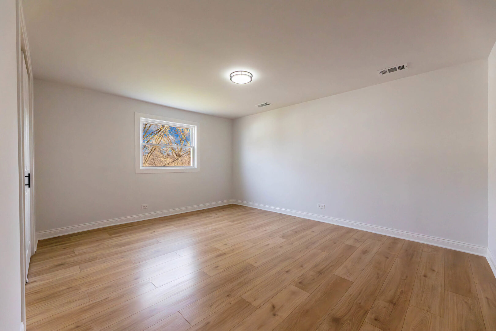 21835 1/2 Richton Road Property Photo 8
