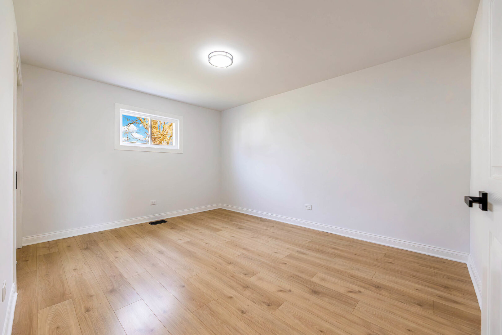 21835 1/2 Richton Road Property Photo 9