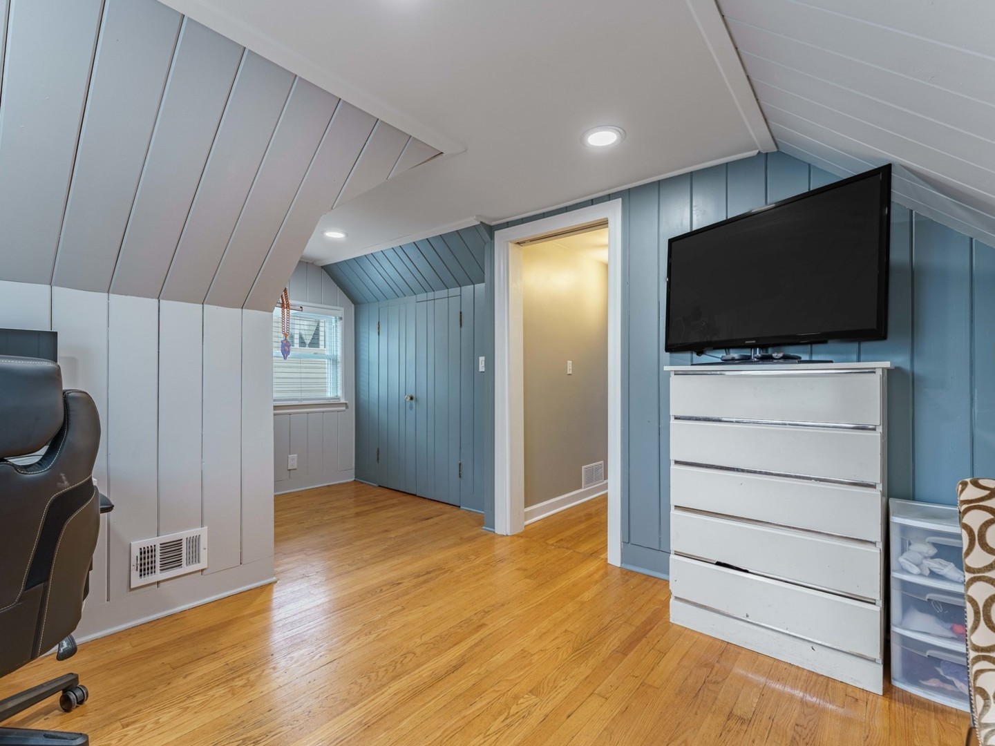 301 W Lonnquist Boulevard Property Photo 20