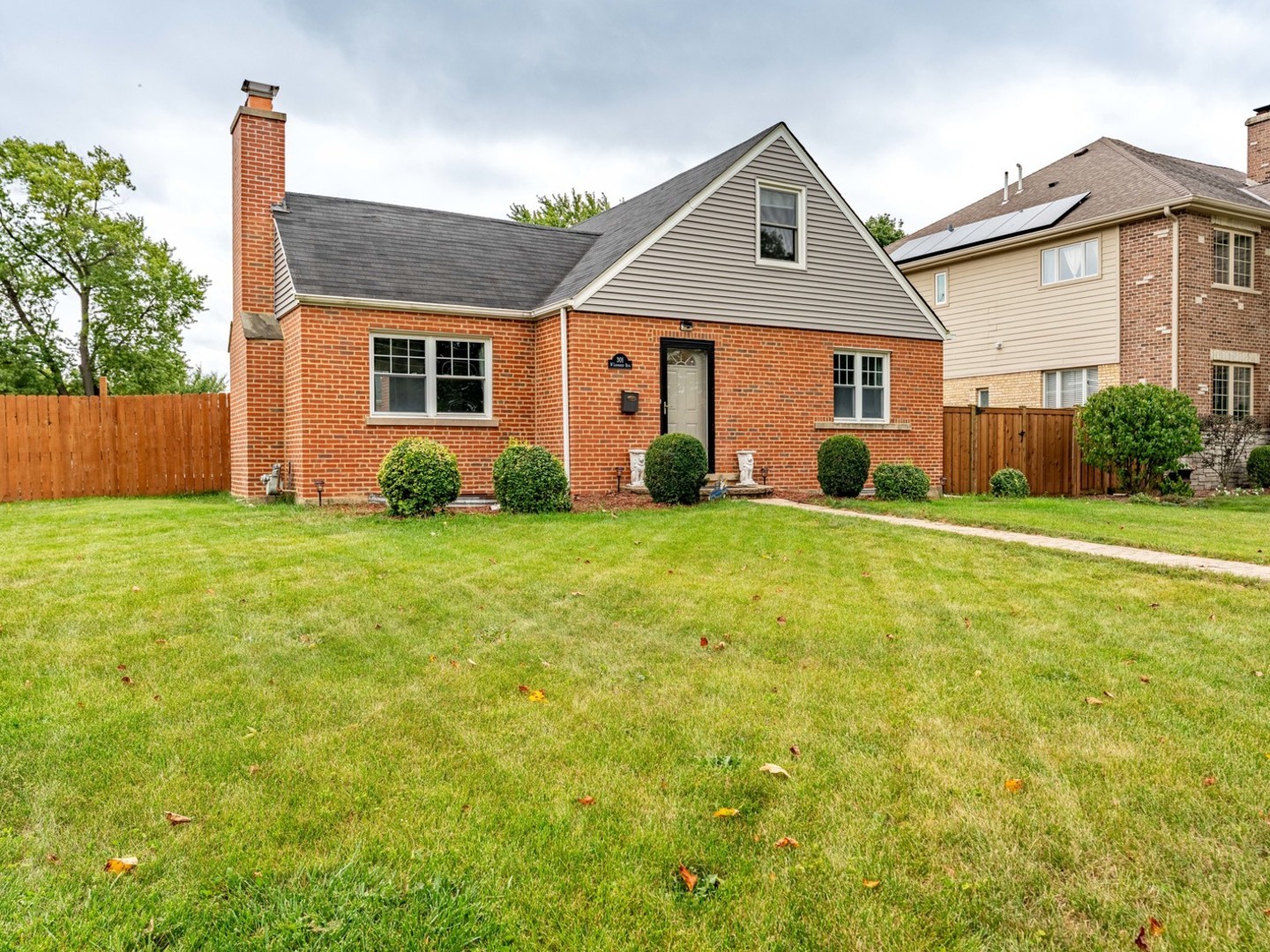 301 W Lonnquist Boulevard Property Photo 33