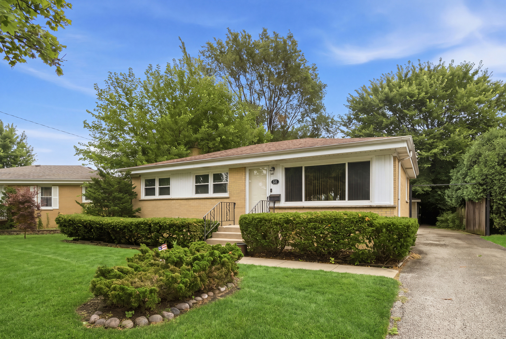 531 Cambridge Road Property Photo 2