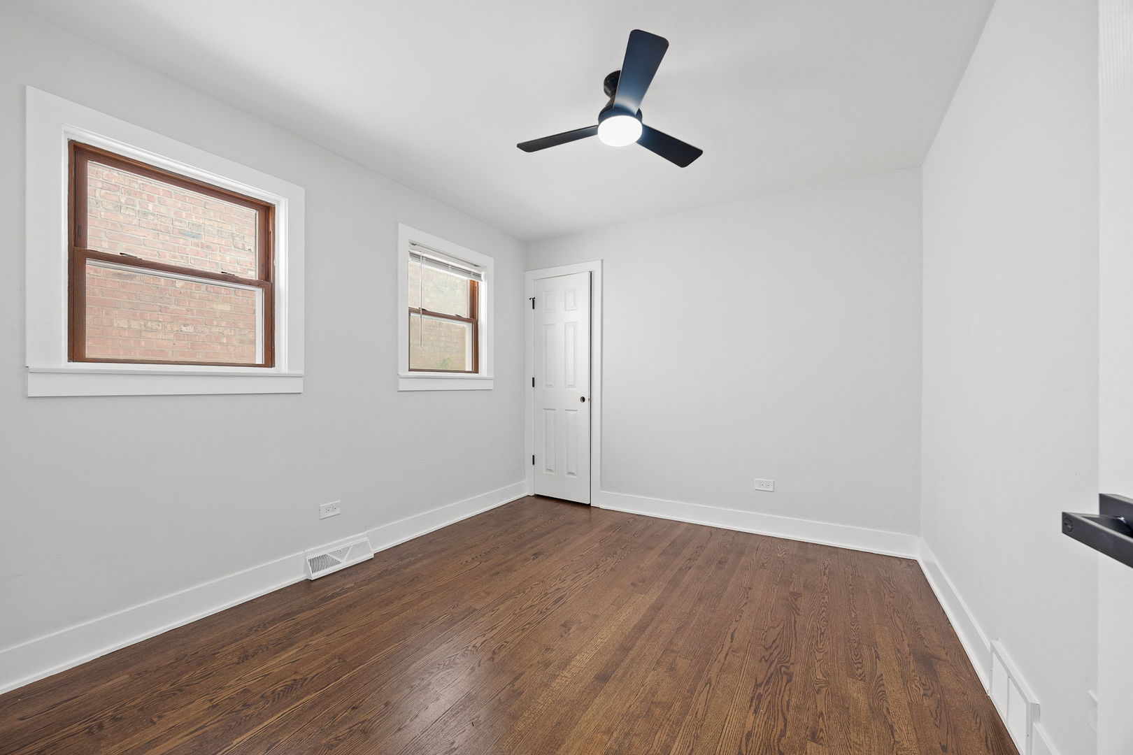 9734 S Princeton Avenue Property Photo 11